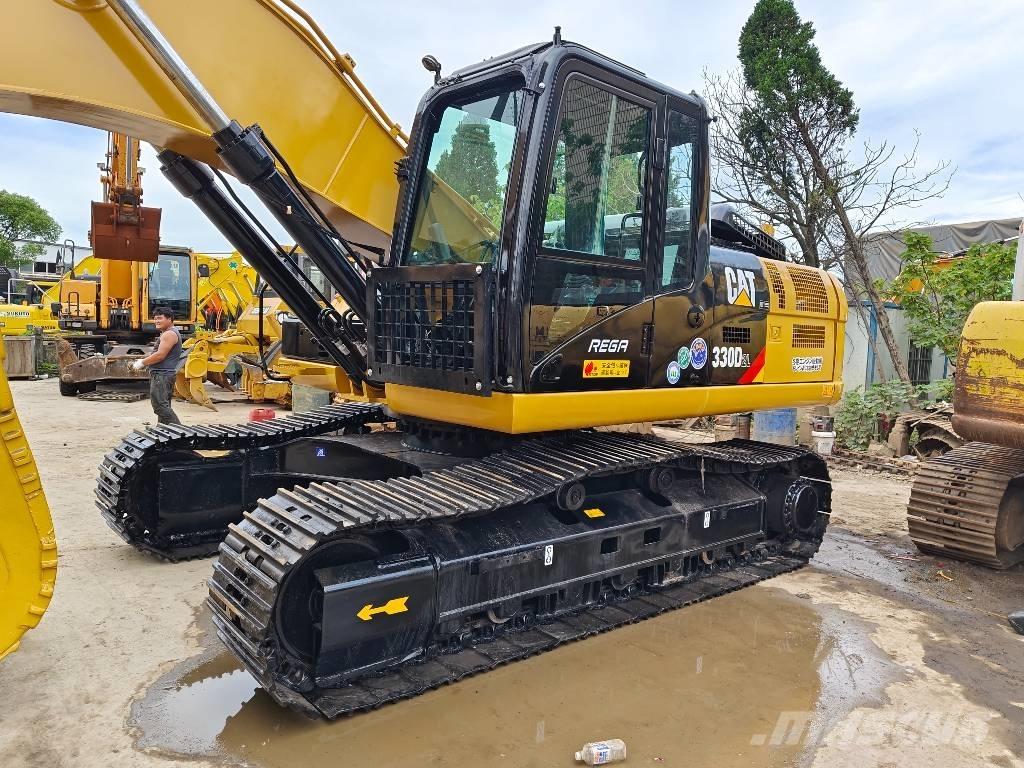 CAT 330D 2L Гусеничні екскаватори