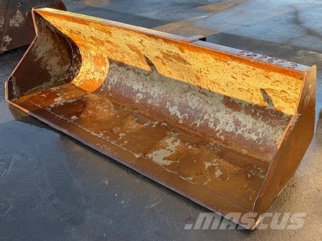 Manitou USED BUCKET Ковші