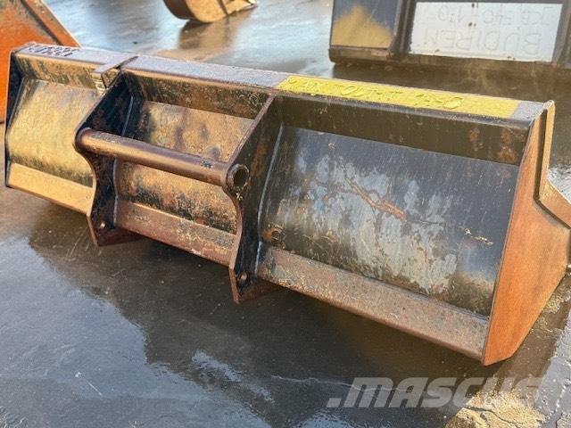 Manitou USED BUCKET Ковші
