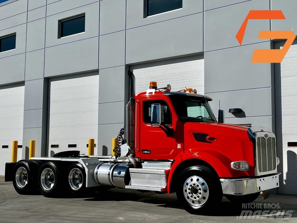 Peterbilt 567 Тягачі