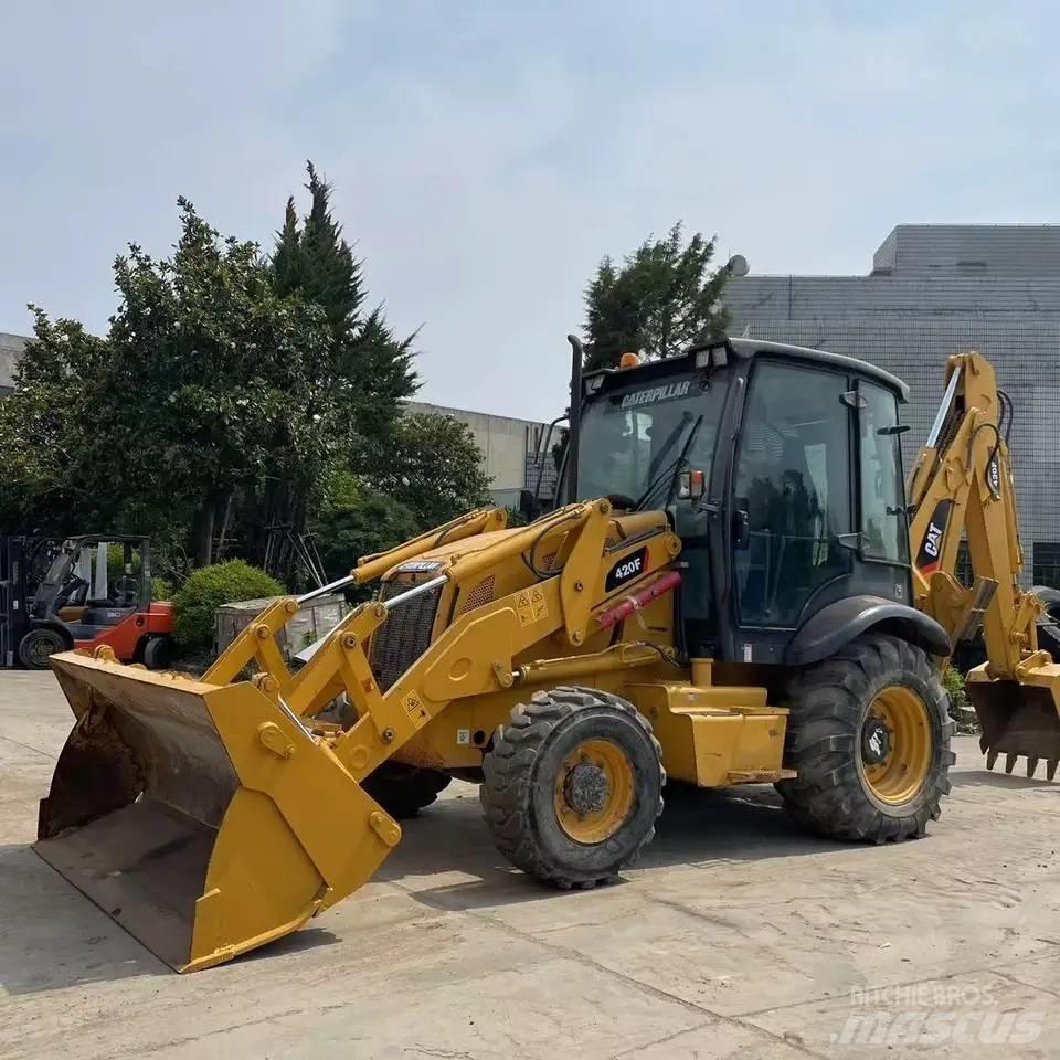 CAT 420 F Екскаватори-навантажувачі
