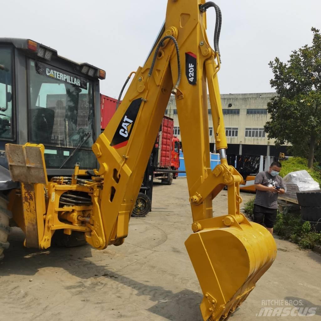 CAT 420 F Екскаватори-навантажувачі