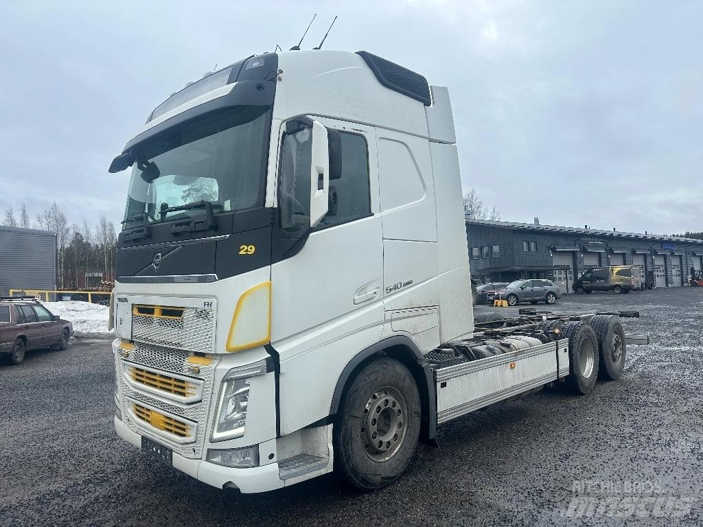 Volvo FH13 540 6x2*4 Шасі з кабіною