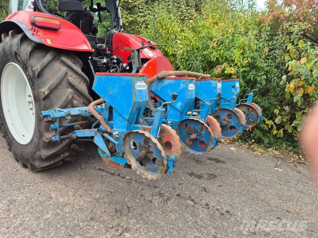 Monosem 4 row Високоточні сівалки