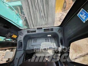 Kobelco SK 200-8 Гусеничні екскаватори