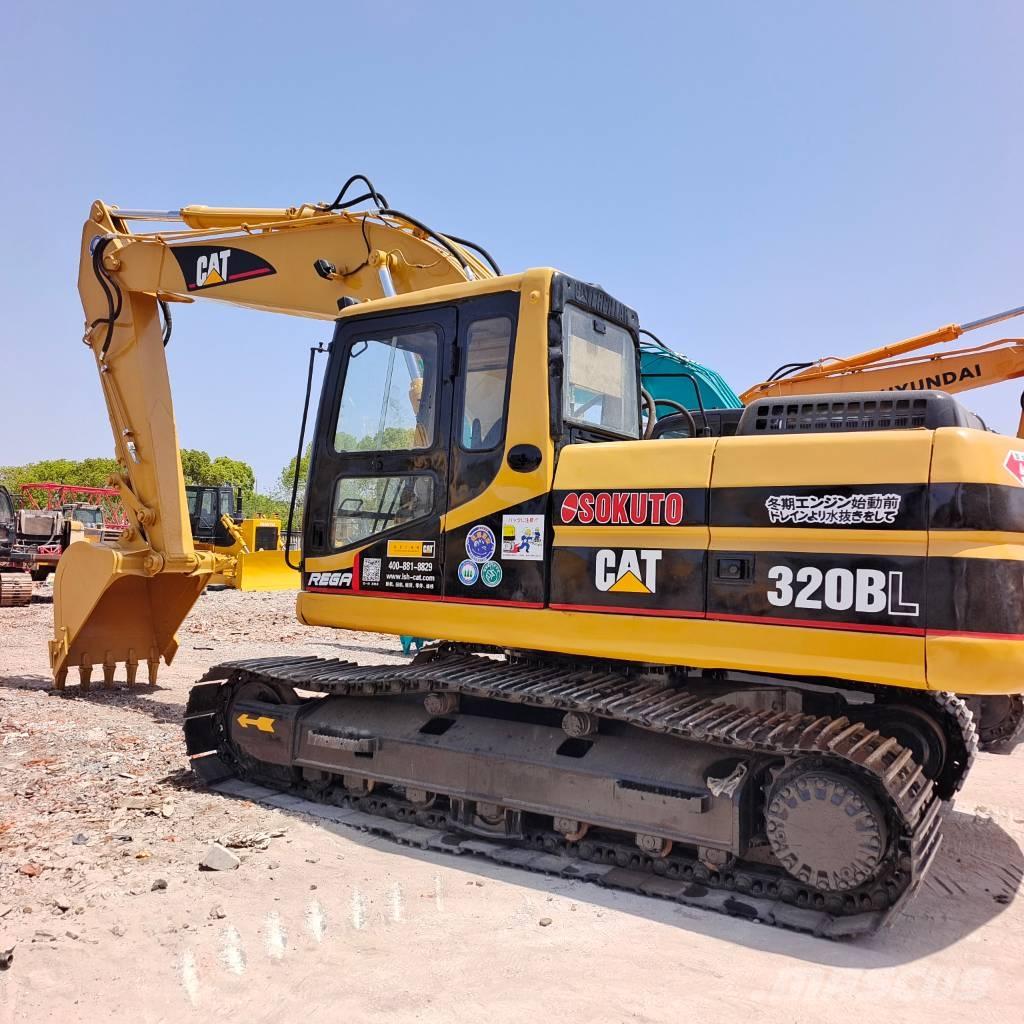 CAT 320 BL Гусеничні екскаватори