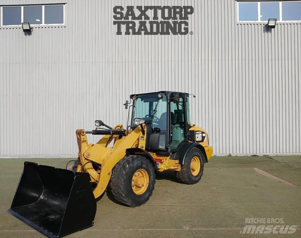 CAT 906H, Hjullastare Фронтальні навантажувачі