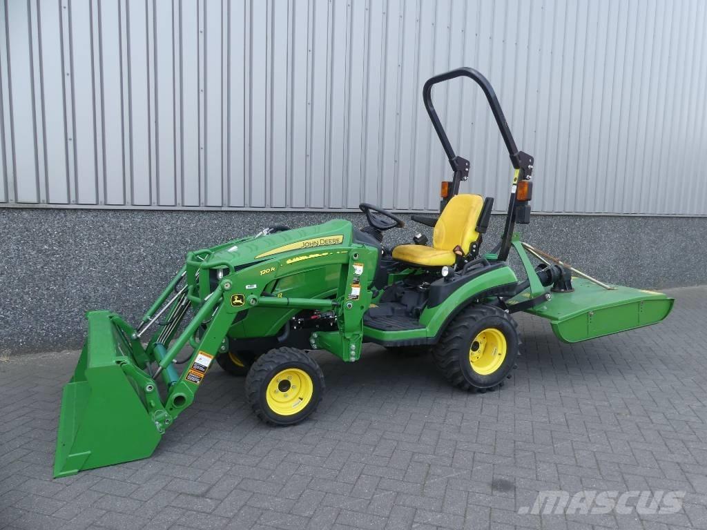 John Deere 1025 R Трактори