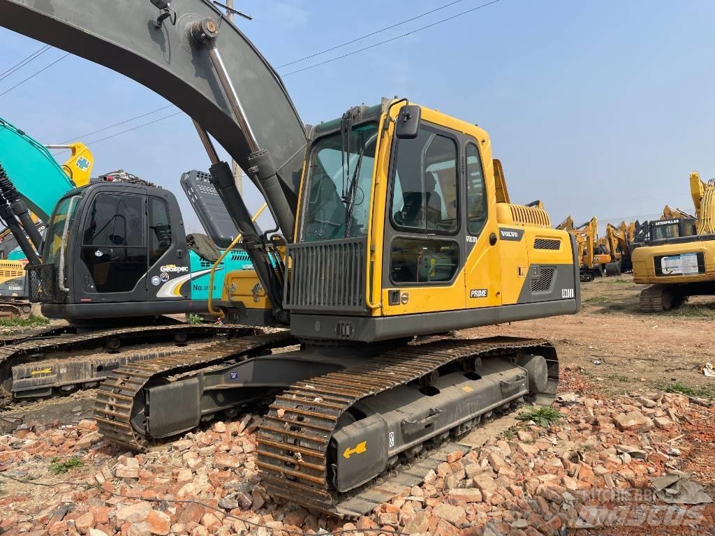 Volvo EC 200 Гусеничні екскаватори