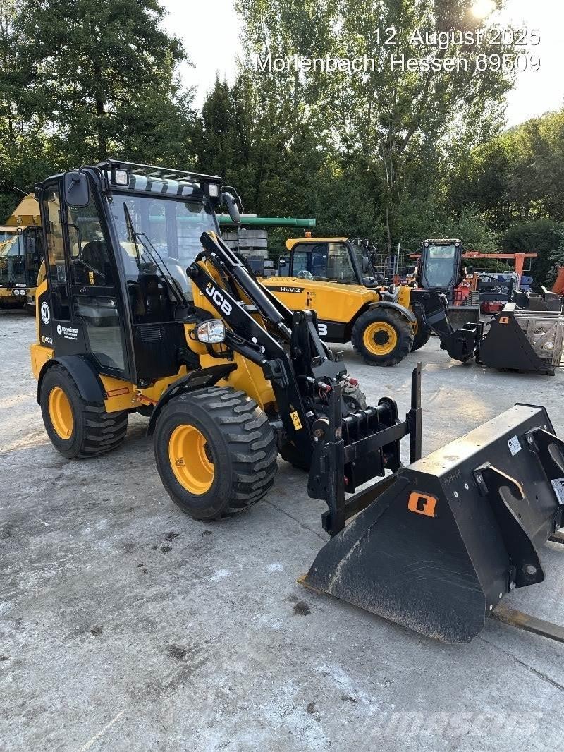 JCB 403 Фронтальні навантажувачі