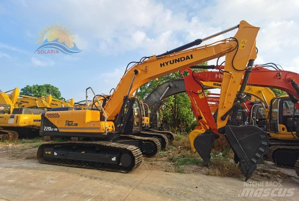 Hyundai R220LC-9S Гусеничні екскаватори