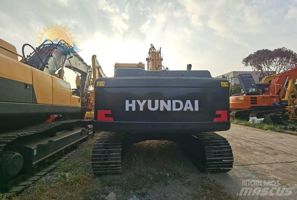 Hyundai R220LC-9S Гусеничні екскаватори