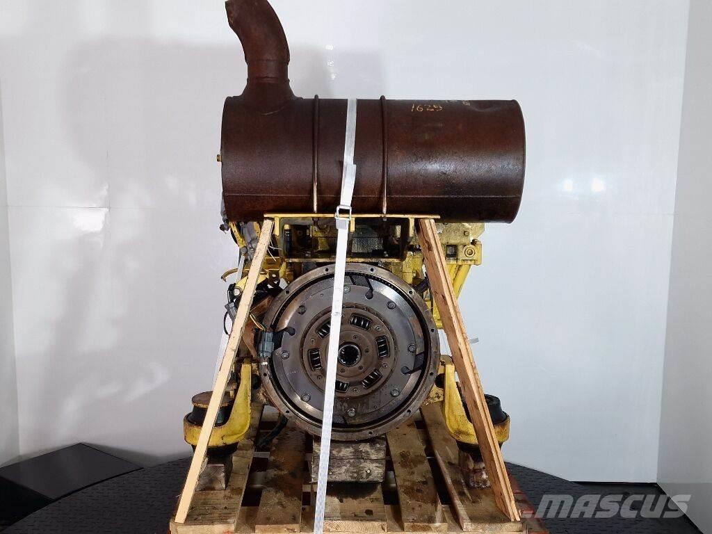 Komatsu SA6D95L-1 Двигуни