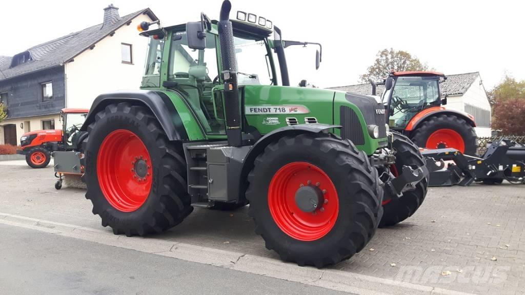 Fendt 718 Vario TMS Трактори