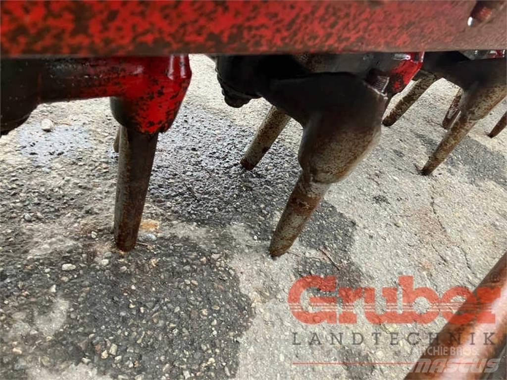 Lely 3000 Поглинальні борони / грунтові фрези