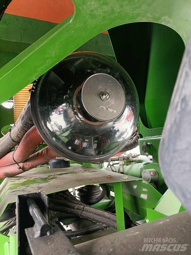 Amazone EDX 6000 TC Високоточні сівалки