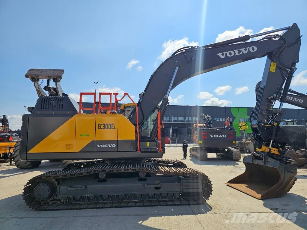 Volvo EC300EL Гусеничні екскаватори