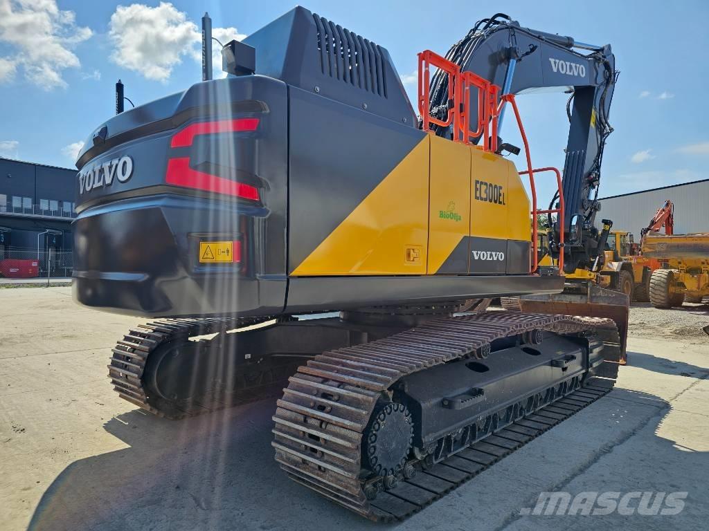 Volvo EC300EL Гусеничні екскаватори