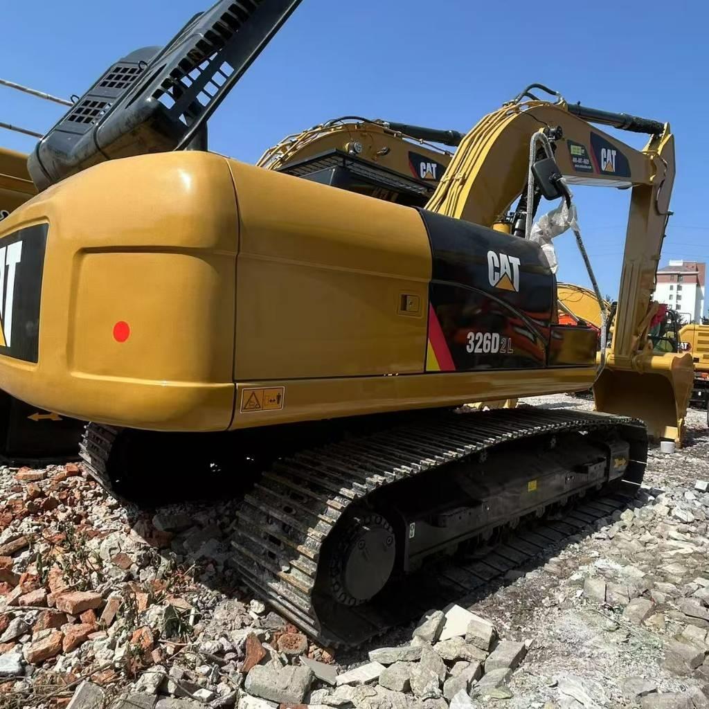 CAT 326D2L Гусеничні екскаватори