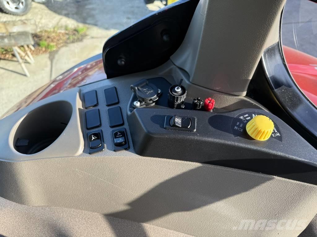 Case IH Puma 240 CVX Трактори