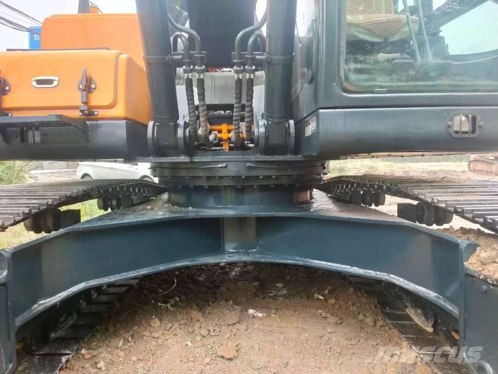 Hyundai 220LC-9S Гусеничні екскаватори