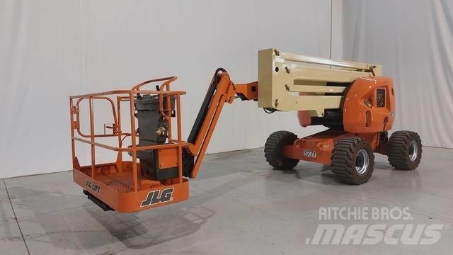 JLG 450 AJ Колінчаті підйомники