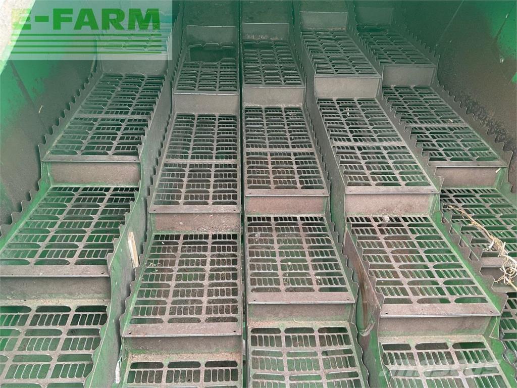 John Deere T560HM Зернозбиральні комбайни