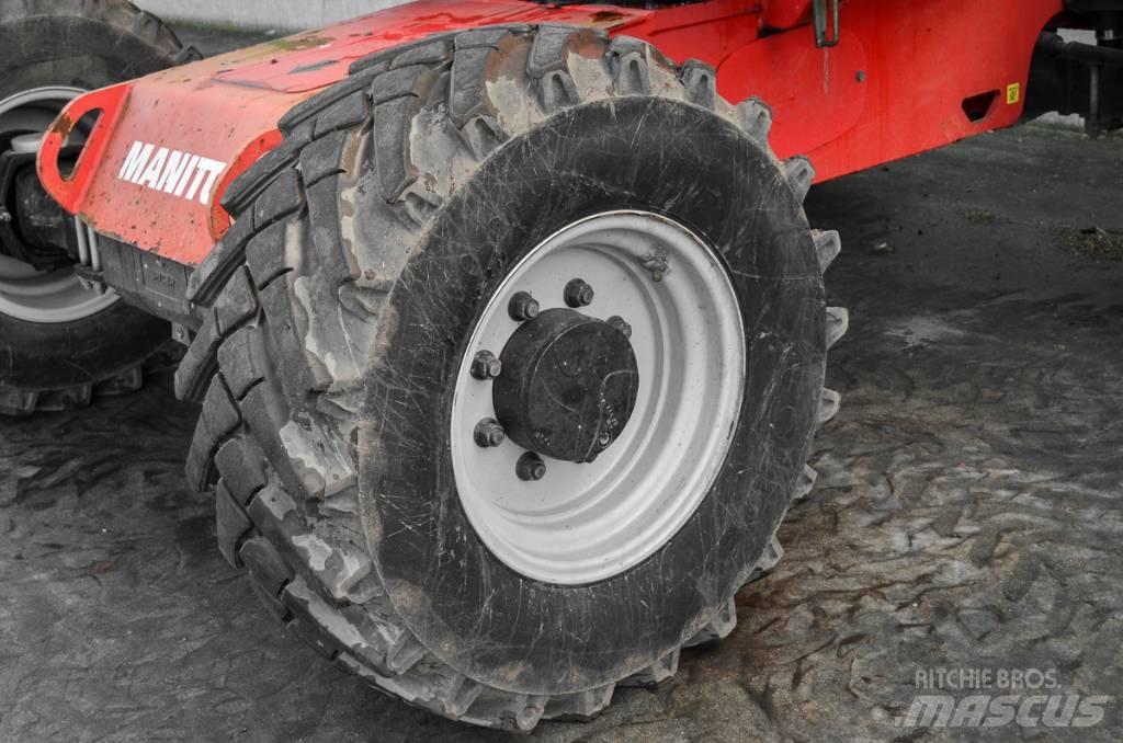Manitou 200 ATJ Колінчаті підйомники