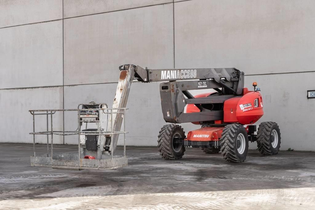 Manitou 200 ATJ Колінчаті підйомники