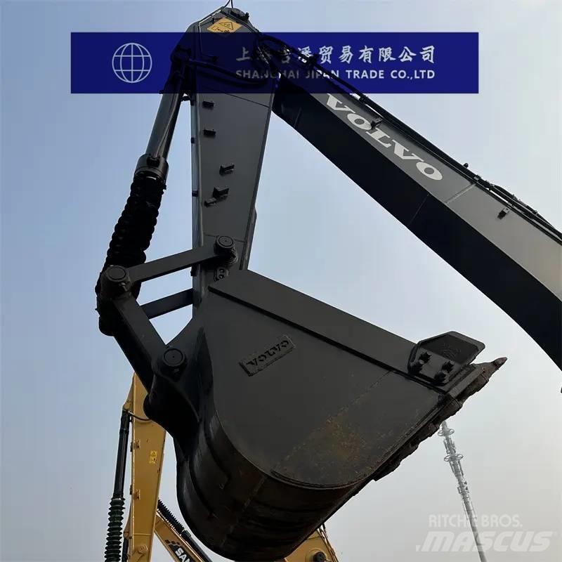 Volvo EC 140 Гусеничні екскаватори