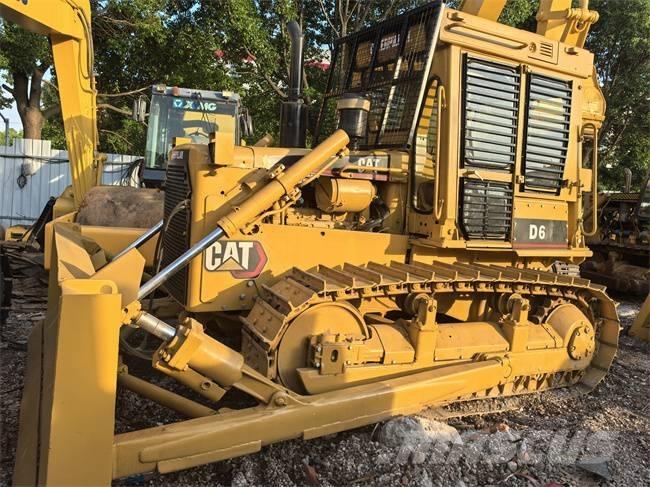 CAT D 6 D Гусеничні бульдозери