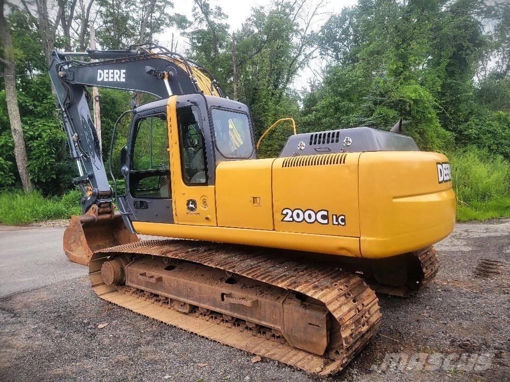 John Deere 200 C LC Гусеничні екскаватори