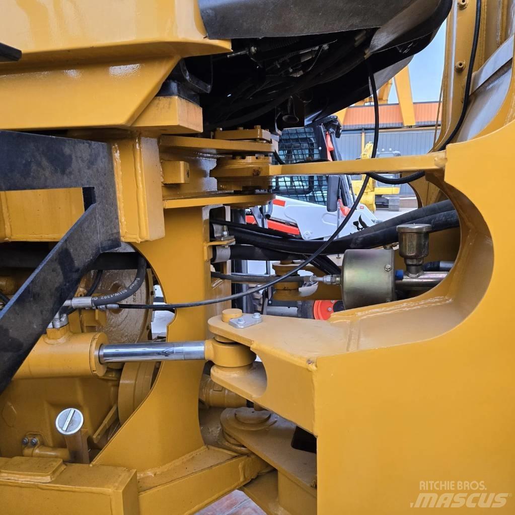 CAT 966 H Фронтальні навантажувачі