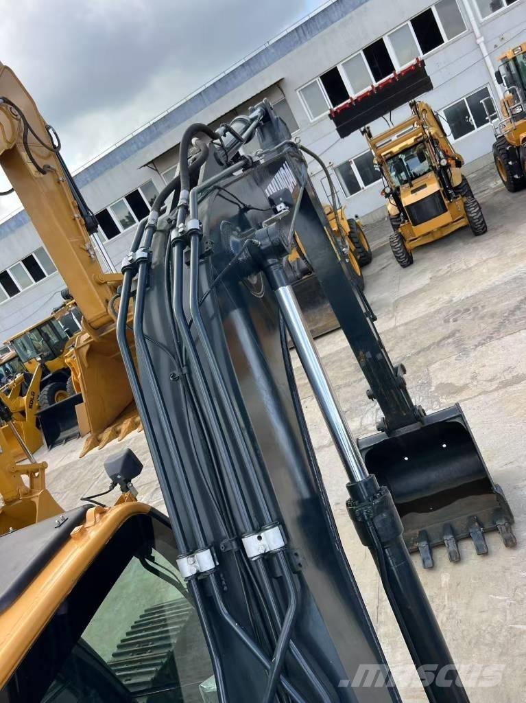 Hyundai R150LC-9S Середні екскаватори 7т. - 12т.