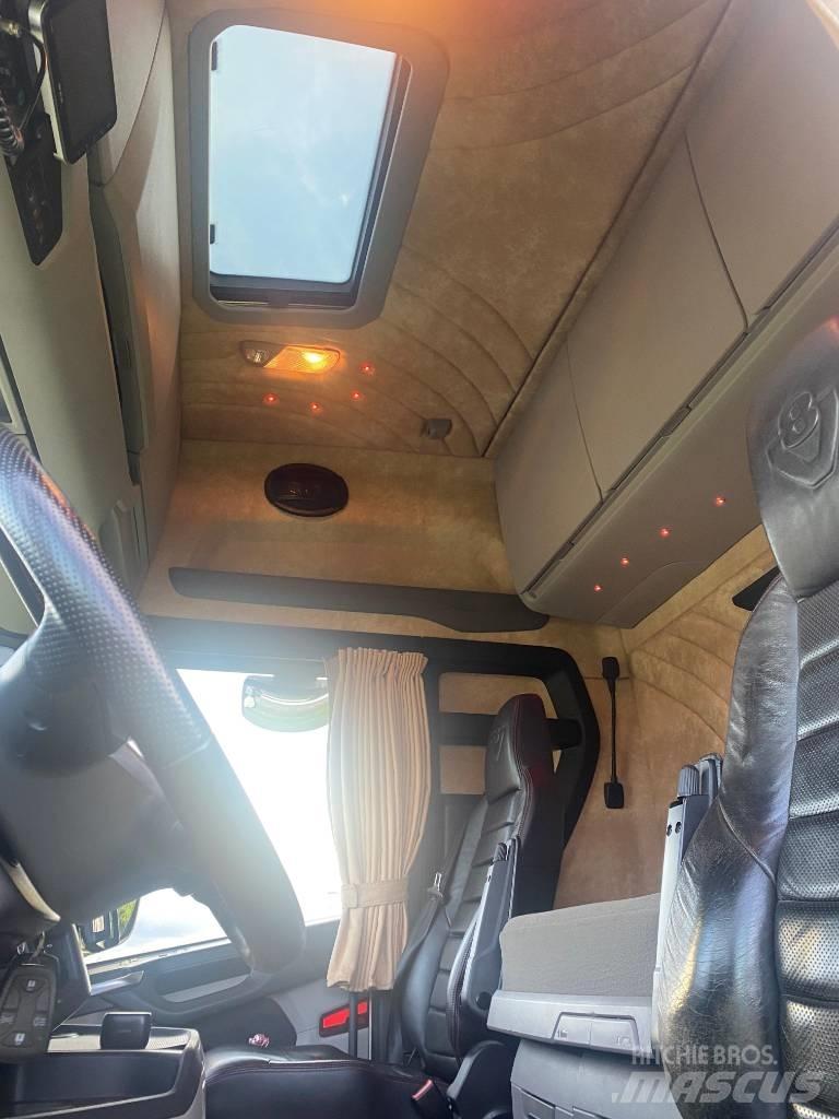 Scania S 730 Тягачі