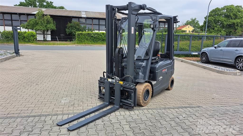 Linde E25-01 Електронавантажувачі