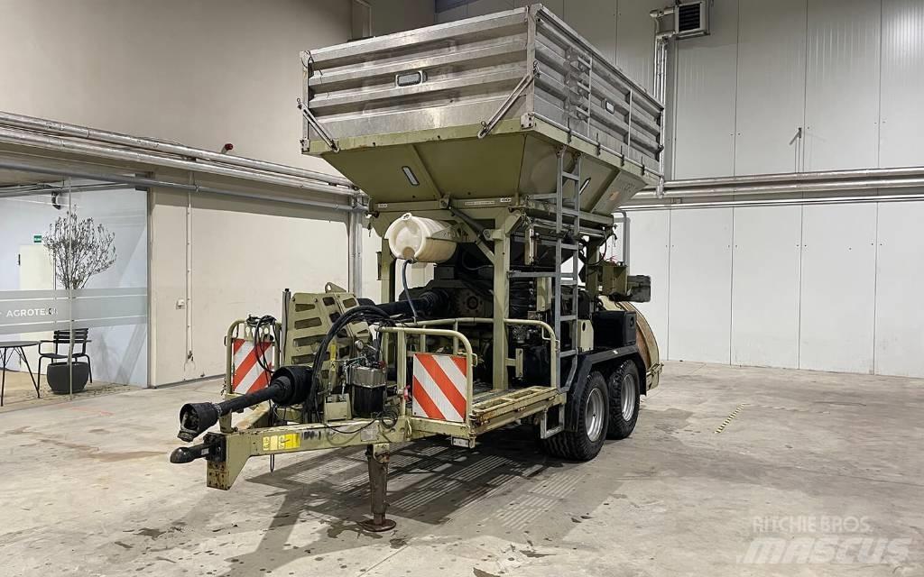  Romill CP2 Кормозбиральні комбайни