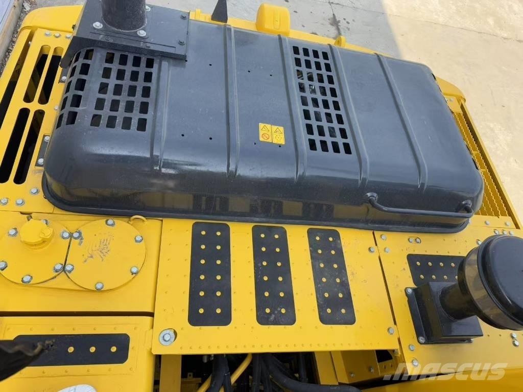 Komatsu PC 200-8N1 Гусеничні екскаватори