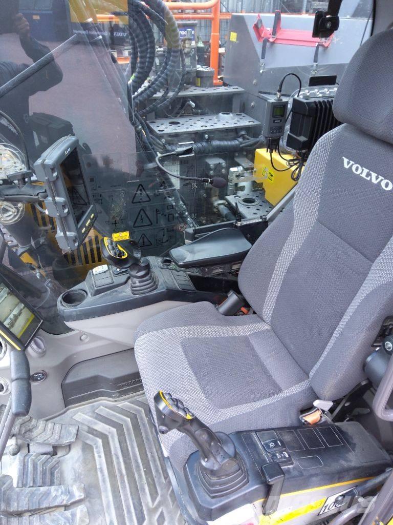 Volvo ECR 145 E Гусеничні екскаватори
