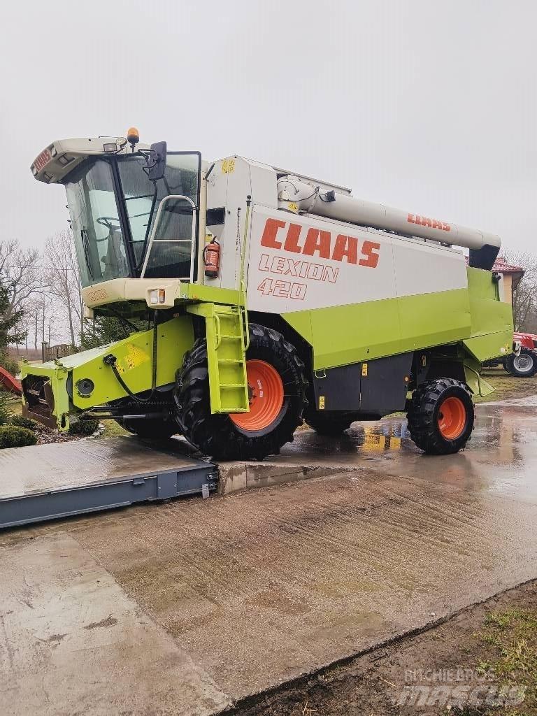 Claas 420 Зернозбиральні комбайни
