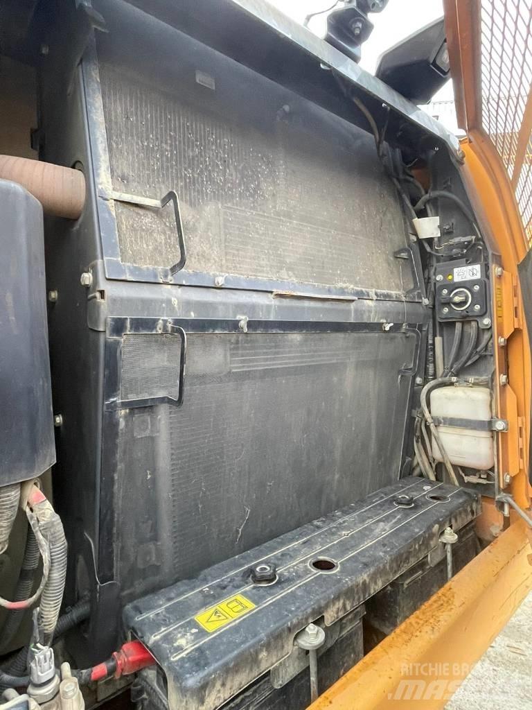 CASE CX 210 D Гусеничні екскаватори