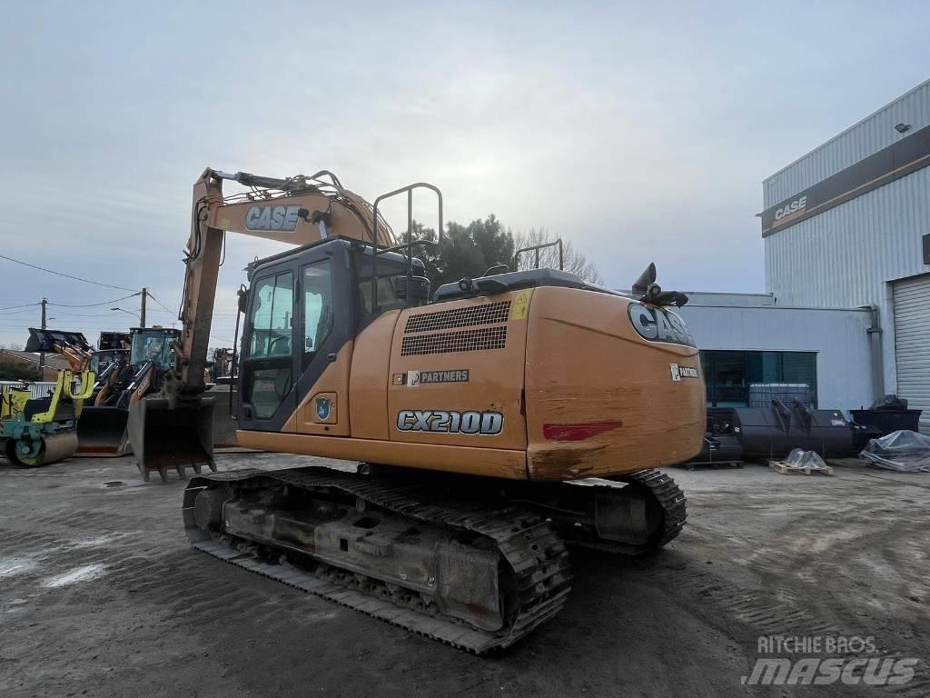 CASE CX 210 D Гусеничні екскаватори