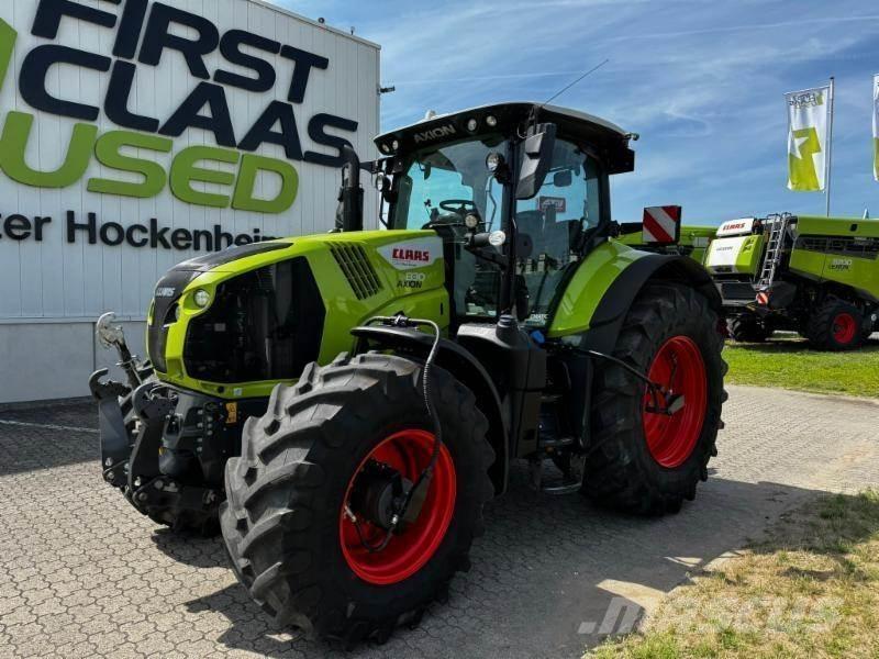 CLAAS AXION 830 Трактори