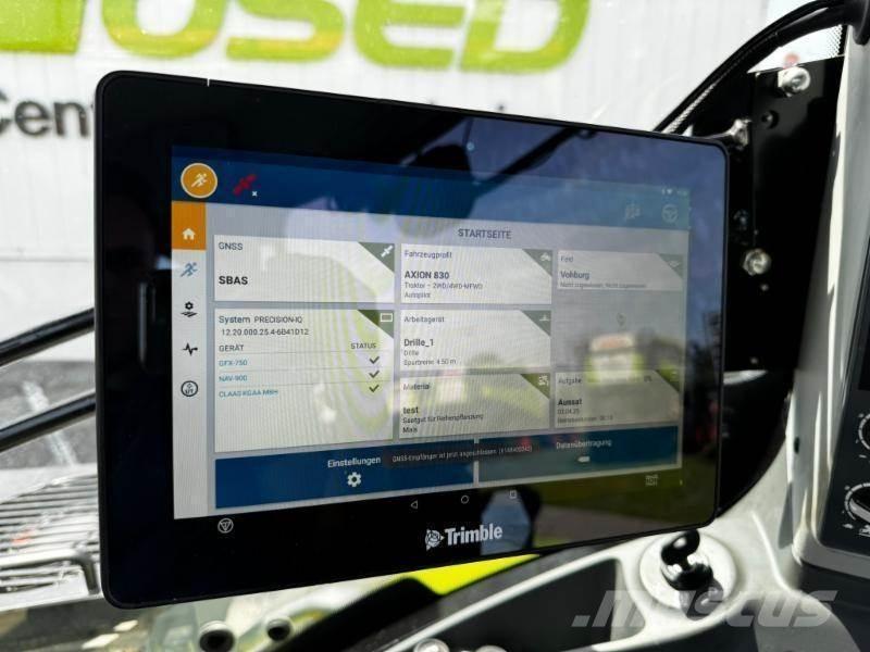 CLAAS AXION 830 Трактори