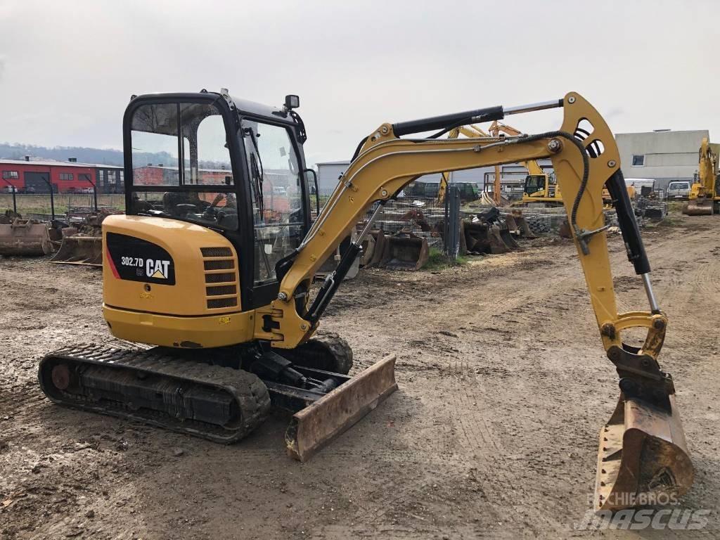CAT 302.7 D Міні-екскаватори < 7т