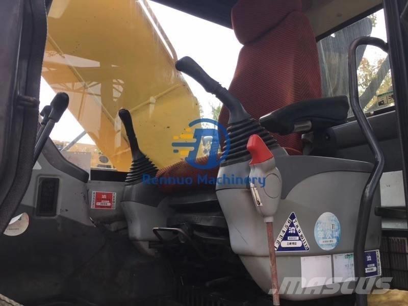 Komatsu PC210-7 Гусеничні екскаватори