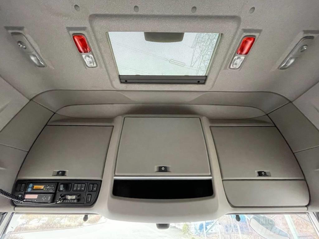 DAF FT460XF ADR Тягачі