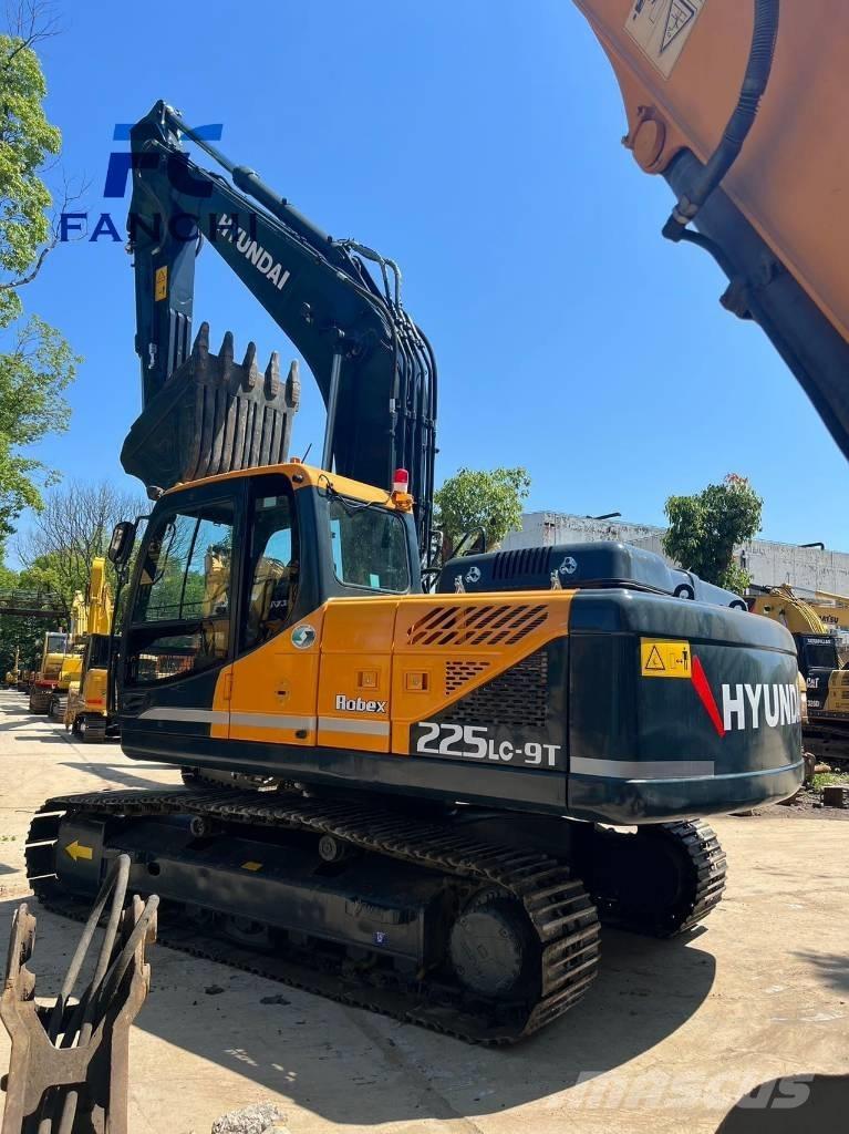 Hyundai 225LC-9t Гусеничні екскаватори