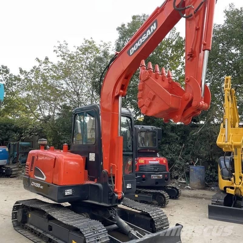 Doosan DX55-9C Міні-екскаватори < 7т