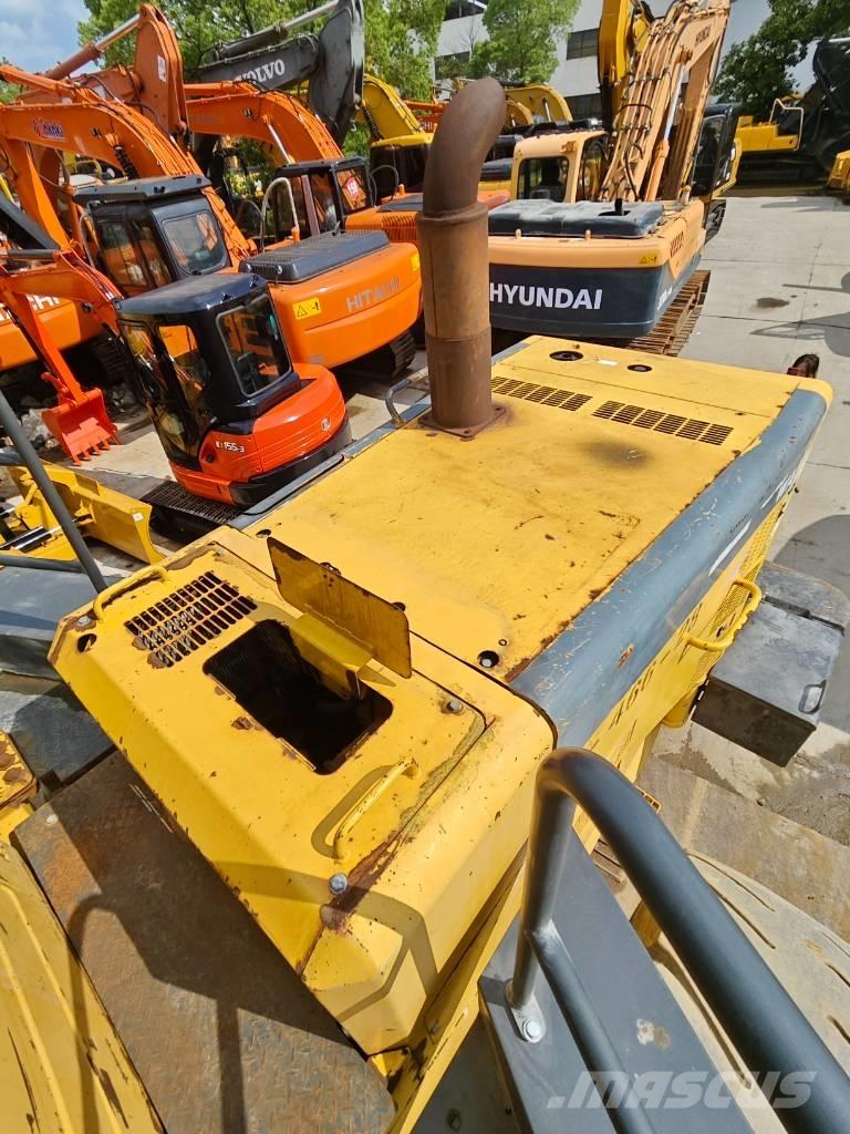 Komatsu WA 500 Фронтальні навантажувачі